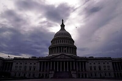 Congressional Democrats, White House still at impasse over coronavirus bill