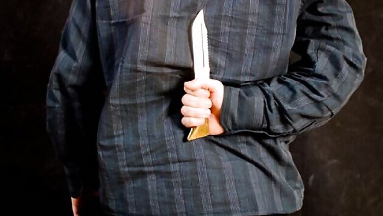 US: Newlyweds stabbed, garotted man because they wanted to kill someone together