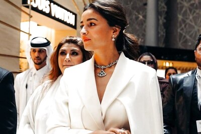 Alia Bhatt Repeats Her Outfit As She Returns from Doha; Netizens Troll Her for 'Copying' Deepika Padukone