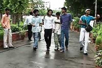 DU entrants want gender bias to go