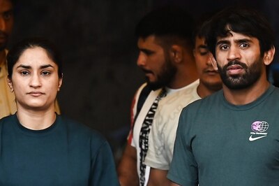 Bajrang Punia, Vinesh Phogat Return to India Ahead of WFI Polls