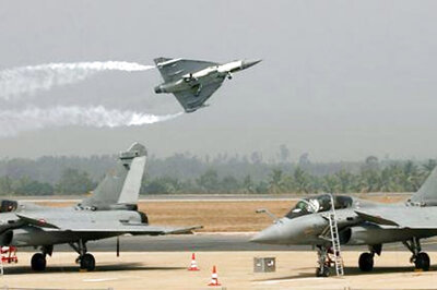 Navy Rules Out Deploying Tejas on Aircraft Carriers, Says It's 'Overweight'