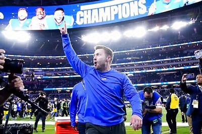 Rams' Flashy Superstars Winning With Old-fashioned Tenacity