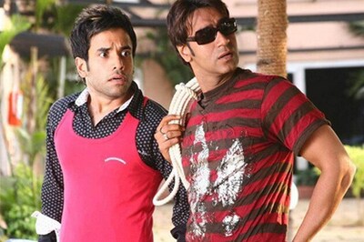 Never felt absence of dialogues in 'Golmaal':