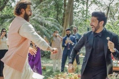 Hrithik Roshan’s Birthday Wish For His 'Bwuoy' Farhan Akhtar Is Goals