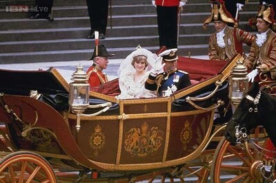 33-year-old slice of Princess Diana's wedding cake sold for $1,375