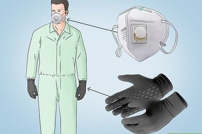 How to Remove Paint From a Car Exterior