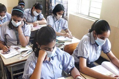 Karnataka Govt Makes Reading of Constitution's Preamble Mandatory in Schools, Colleges