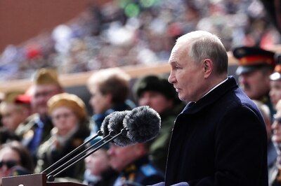 Russian Nuclear Forces 'Always On Alert,' Putin Warns At Victory Day Parade On Red Square