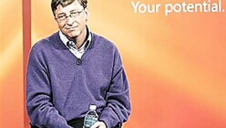 Bill Gates logs out of MS office