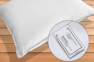 How to Wash a Pillow in the Washing Machine
