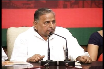 Mulayam warns bureaucrats against holding multiple offices