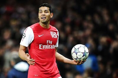 Gremio confirm loan deal for Arsenal defender Santos