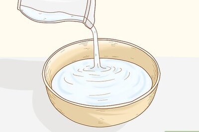 How to Wash a Cashmere Scarf