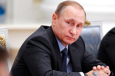Vladimir Putin denies Panama Papers' claims of graft in inner circle