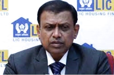 Govt Appoints Siddhartha Mohanty LIC's Chairman