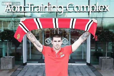 No place for Valdes at Manchester United: Van Gaal