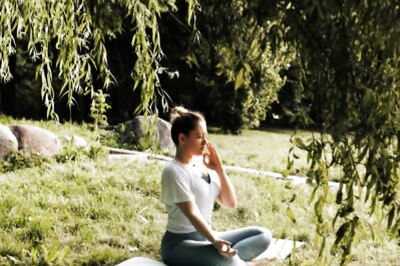 5 Simple And Easy Breathing Yogasanas For Heart Health