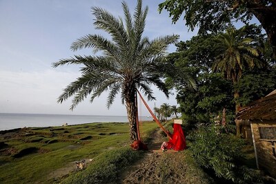 Draped in Saffron, RSS-backed Groups Implement 'Atmanirbhar Bangla' Programme for Rural Bengal