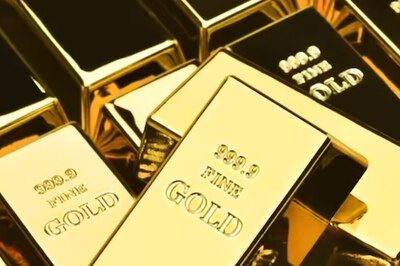 Gold Declines Rs 150; Silver Tumbles Rs 850