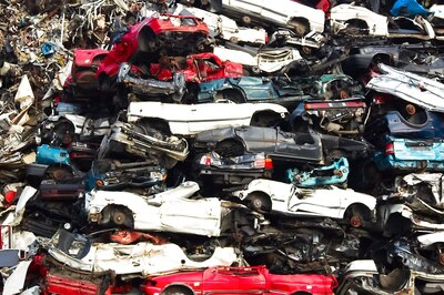 Amidst EV Boom, Managing E-Waste Including Battery Disposal is a Major Challenge