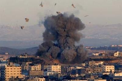 Leaflets warn Gazans to get out of harm's way