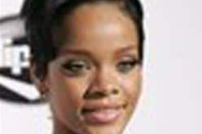 Rihanna’s bizarre backstage demands