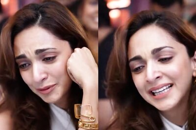 Kiara Advani BREAKS Down in Tears As She Celebrates 10 Years in Bollywood: 'I Used to Do Shows...' | Watch