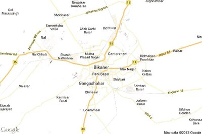 8 arrested for helping aspiring teachers cheat in recruitment exam