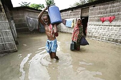 Assam floods leave 109 dead, 400,000 homeless