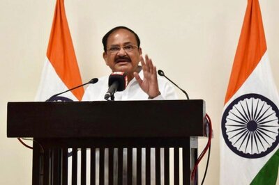 Valour of Soldiers Martyred in 1971 Continues to Inspire Every Indian: Naidu on Vijay Diwas