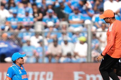 Watch: Injury Scare for Shubman Gill as he Retires Hurt After a Fine Half-century in World Cup Semi-final