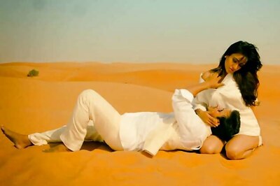 Valentine's Day weekend: Murder 3 vs Jayantabhai