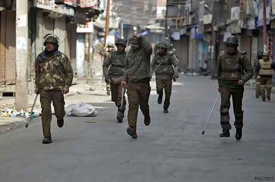 Afzal hanging protests: Fresh violence in Kashmir