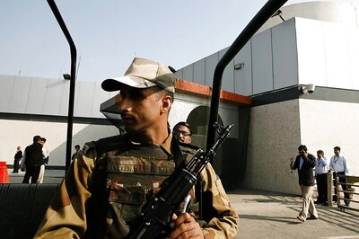 CISF Jawan Injured after Militants Hurl Grenade at Security Forces' Camp in Srinagar