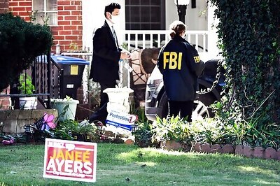 FBI Searches Detroit City Hall, 2 Council Members' Homes