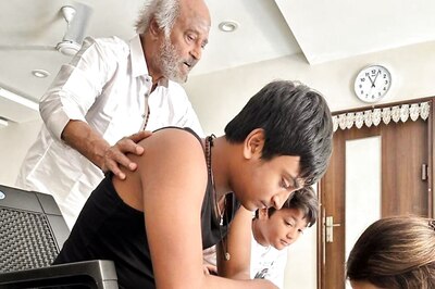 Rajinikanth Celebrates Diwali With Daughter Aishwaryaa Rajinikanth, Grandsons Yatra And Linga; Pic