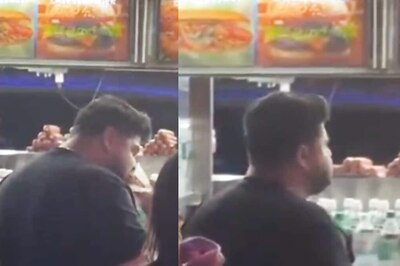 'Not A Sportsman:' Internet On Pakistan Cricketer Azam Khan Eating New York Street Food