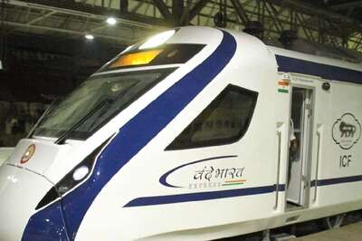 How India Hopes to Export Vande Bharat Trains by 2026 With Railways' PLI Scheme for Wheels & Brakes