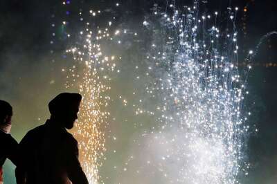 Planning to Burst Green Crackers This Diwali? Check Guidelines, Timings Issued by States