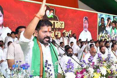 Telangana CM Kick-starts 2024 Campaign at Tribal Memorial, Says Priyanka Gandhi to Launch LPG Scheme Soon