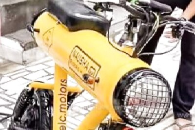 Punjabi Engineer Nausha Builds Electric Scooter from Scrap for Just Rs 35,000!