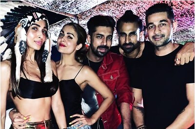 Malaika Arora Picks Goa to Ring in New Year 2020 with Sister Amrita and Gang