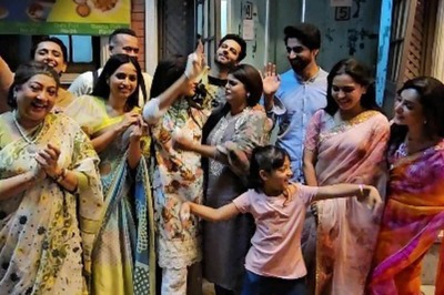 Yeh Rishta Kya Kehlata Hai Cast Bonds In Final Episodes With Harshad Chopda & Pranali Rathod