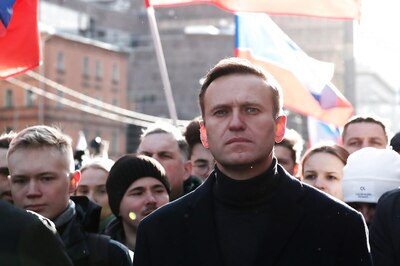 Police Officer Poisoned by Novichok in UK Issues Cryptic Tweet on Alexey Navalny Case