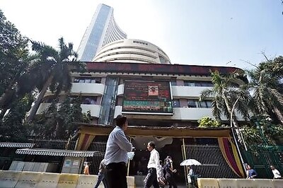 Sensex, Nifty fall as metal, private banks slip