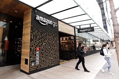 Amazon Envisions New Palm Reading Tech In Stadiums, Offices