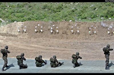 Terrorists kill mother-daughter duo in Kashmir