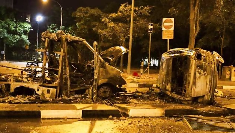 Riots in Little India inexcusable, says Singapore PM Lee Hsien Loong