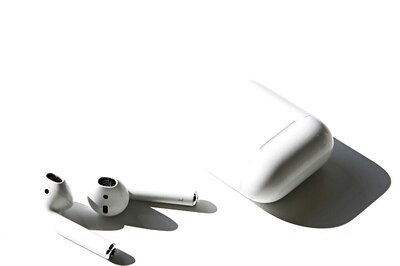 Apple Offers Free AirPods Or Pencil With Mac And iPad: Here's How The Deal Works